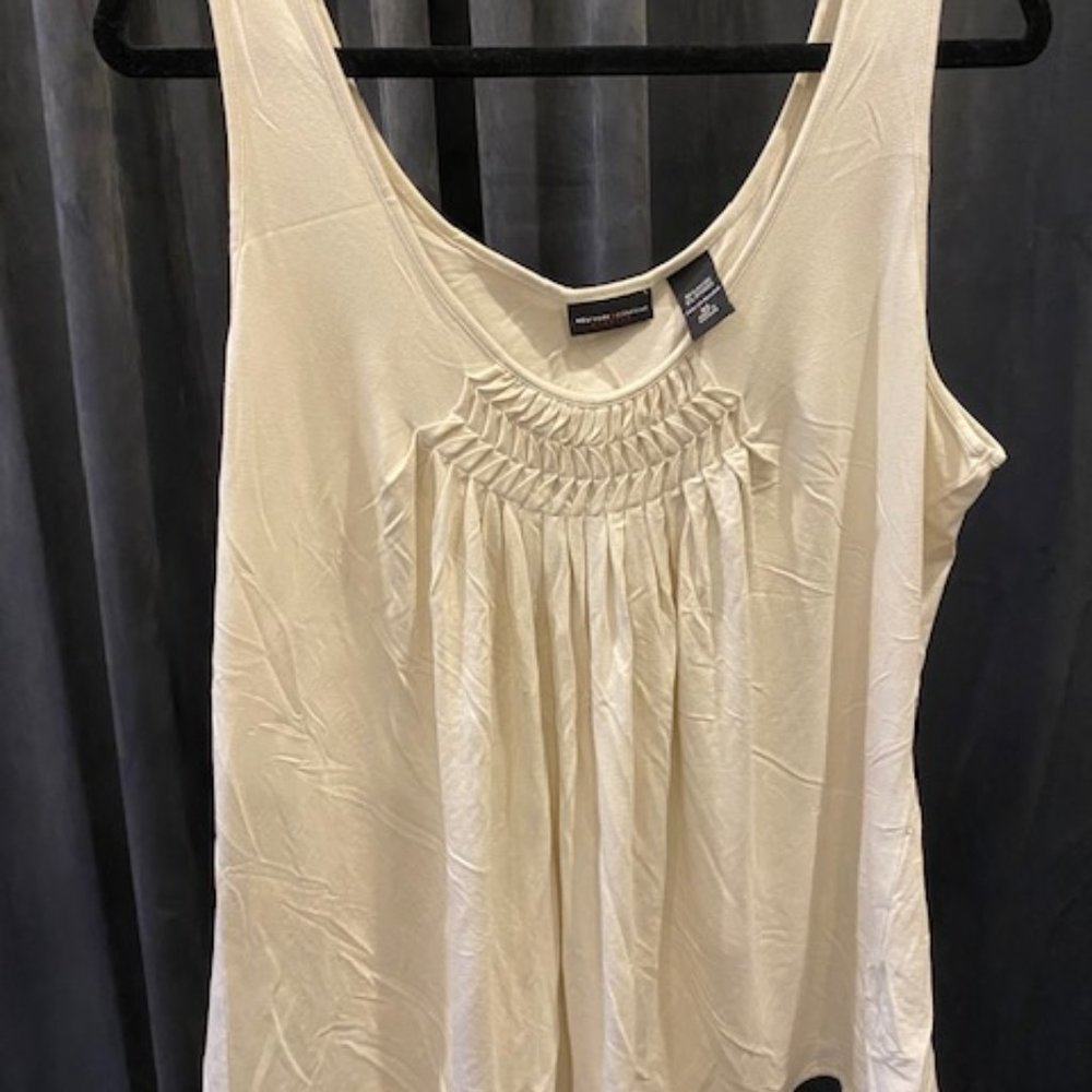 New York and Company Womens Top XL Cream